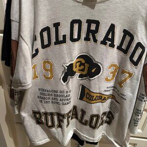 COLORADO BUFFS NATIONAL CHAMPS T SHIRT XL, NEW